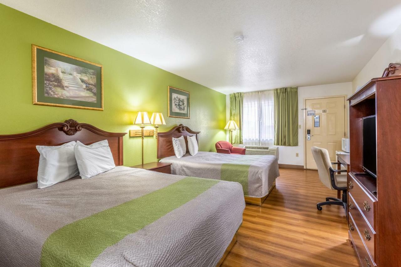 Rodeway Inn Santa Rosa Εξωτερικό φωτογραφία
